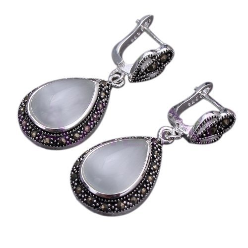 Qiyun Oval Tropfen Opal